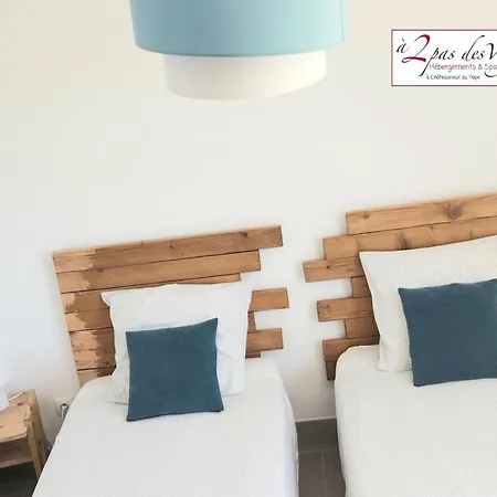 Les Maisons Et Le De A 2 Pas Des Vignes A Du Pape Holiday home